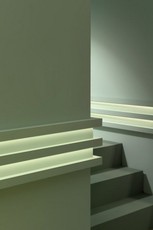 Карниз Orac Decor C380 (200x5x5см)